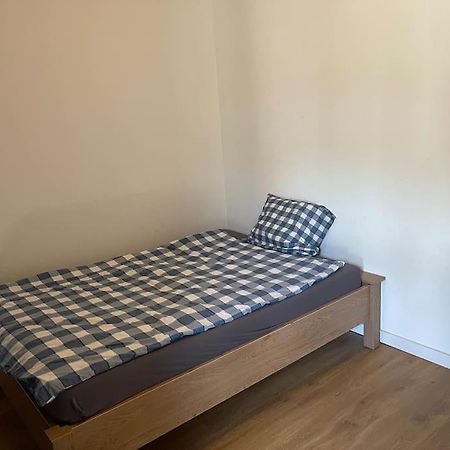 Lovely 1 Private Bedroom With Garden View Rotterdam Esterno foto