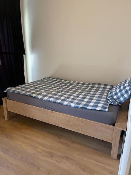 Lovely 1 Private Bedroom With Garden View Rotterdam Esterno foto
